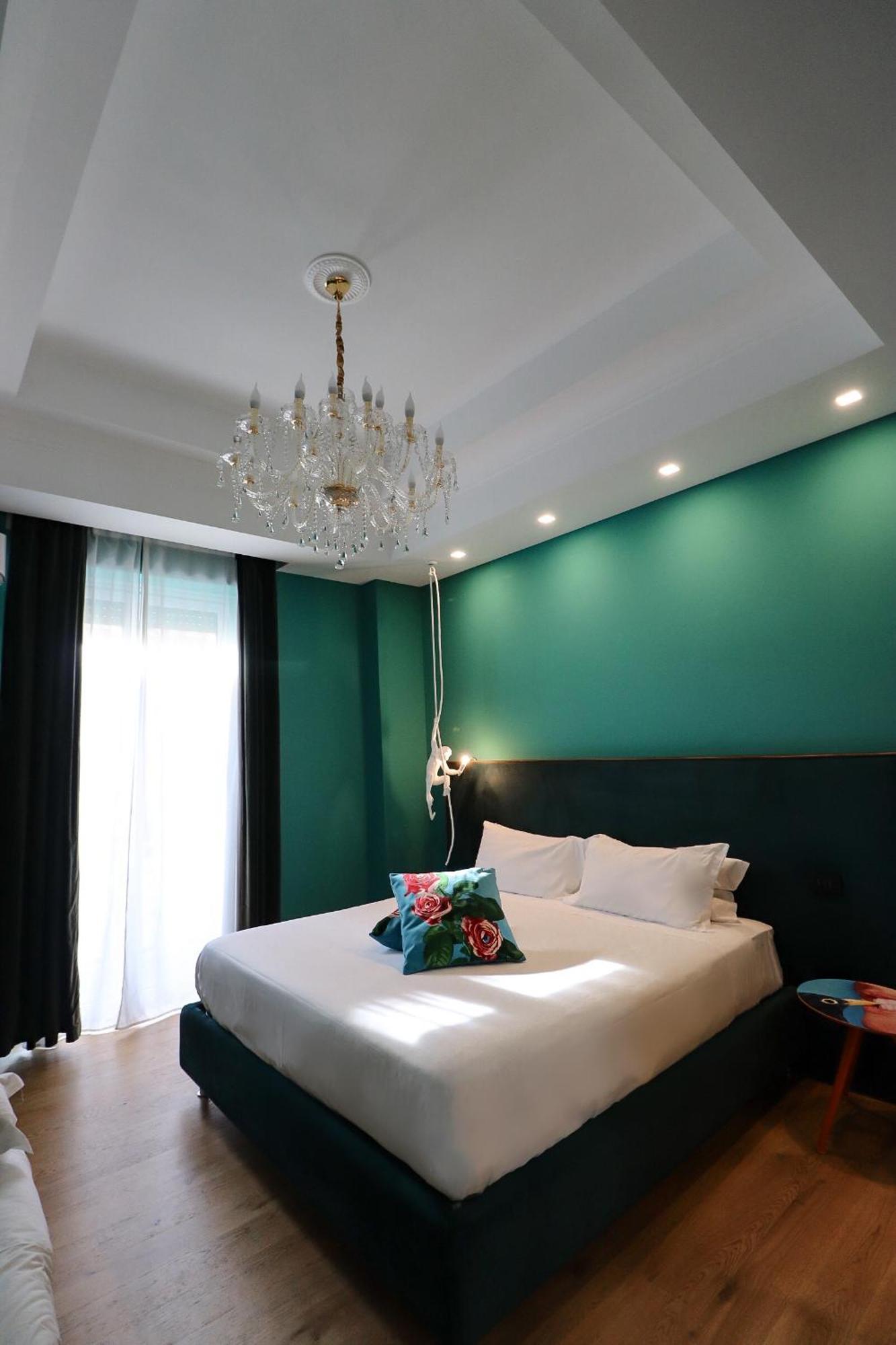 Aron Only Suites Bed And Breakfast เปสการา ภายนอก รูปภาพ